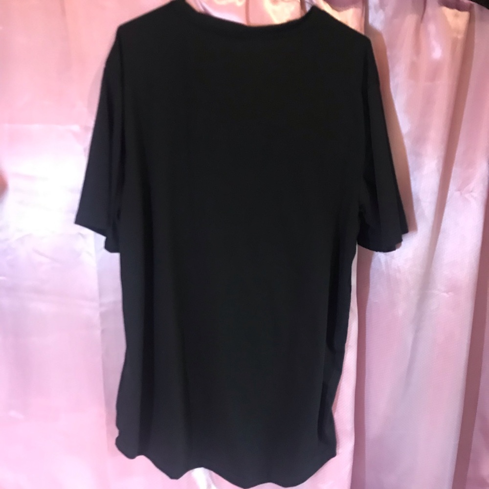 🎉🎊 HOST PICK Rocawear Shirt👕💝 - Picture 2 of 6